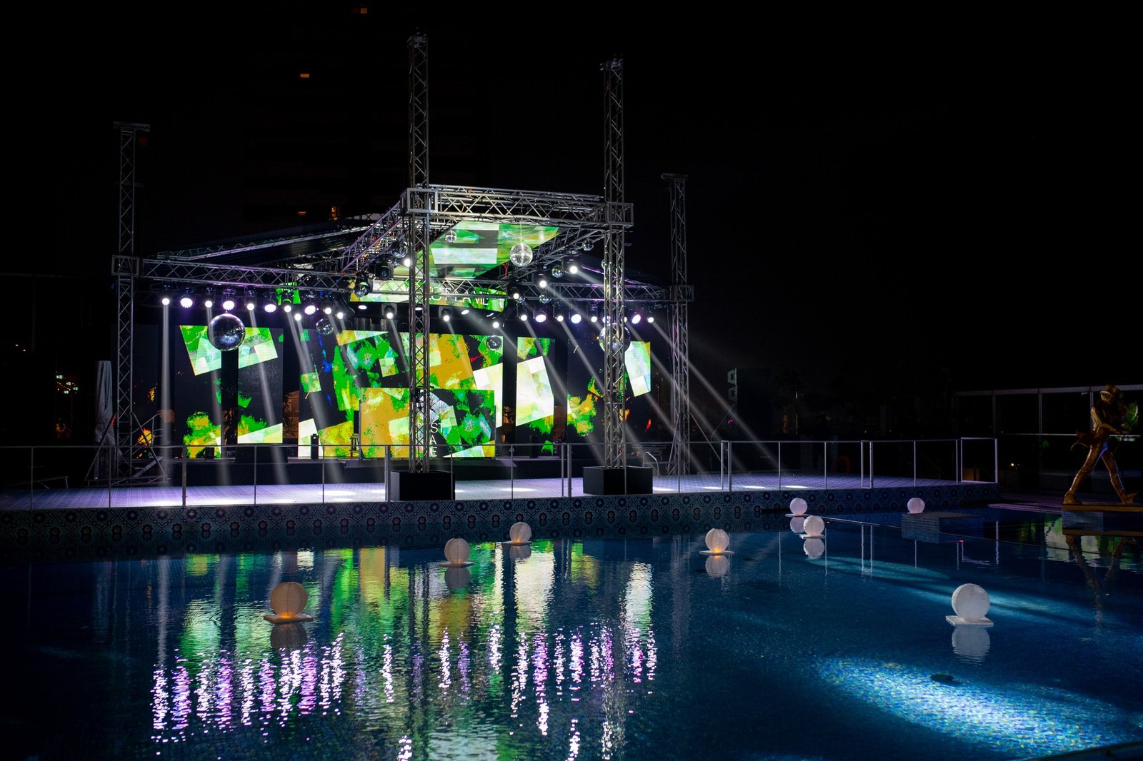 31st Night Cinnamon Life